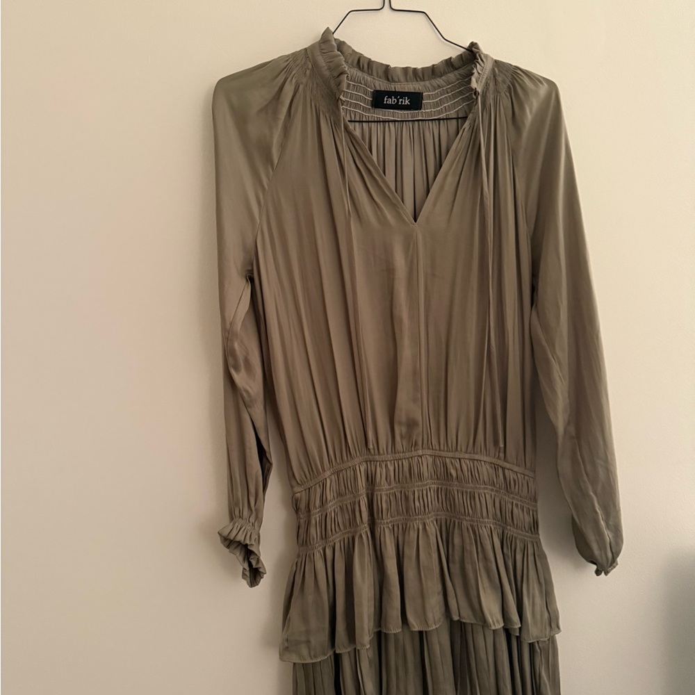 Fab'rik Long Sleeve Khaki Dress